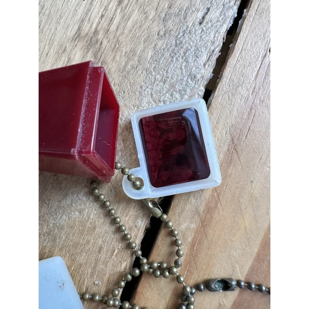 9 Vintage‎ Generic Photo Film Negative Viewfinders Keychains Lot